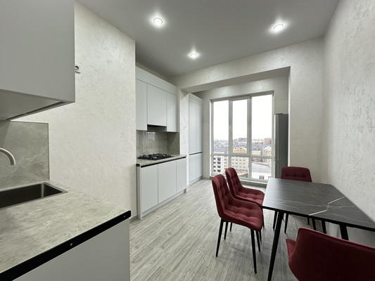 Сдам однокомнатную (1-комн.) квартиру, Солнечная ул, 40, Нальчик г