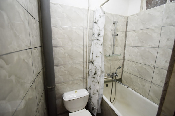 Продам однокомнатную (1-комн.) квартиру, 40 лет Октября ул, 24к2, Нижний Новгород г