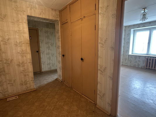Продам двухкомнатную (2-комн.) квартиру, Болховская ул, 57, Брянск г