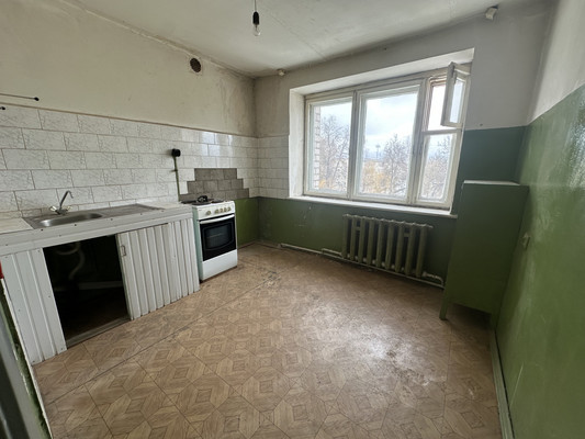 Продам двухкомнатную (2-комн.) квартиру, Болховская ул, 57, Брянск г