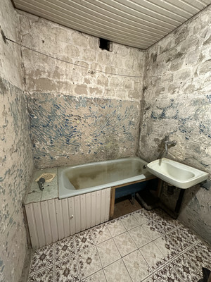 Продам двухкомнатную (2-комн.) квартиру, Болховская ул, 57, Брянск г