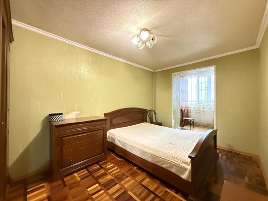 Продам двухкомнатную (2-комн.) квартиру, Т.Идарова ул, 166, Нальчик г