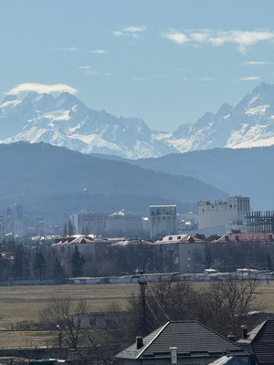 Продам двухкомнатную (2-комн.) квартиру, Т.Идарова ул, 166, Нальчик г