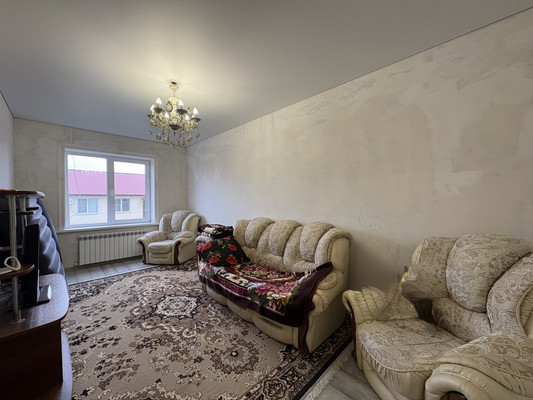 Продам двухкомнатную (2-комн.) квартиру, Ошнокова ул, 42, Нарткала г