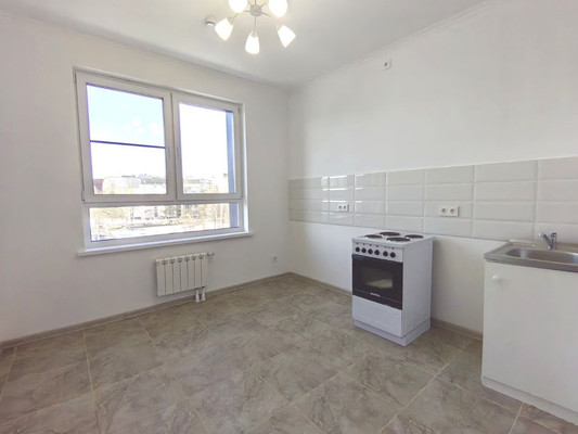 Продам трехкомнатную (3-комн.) квартиру, Надымский проезд, 15, Городище д