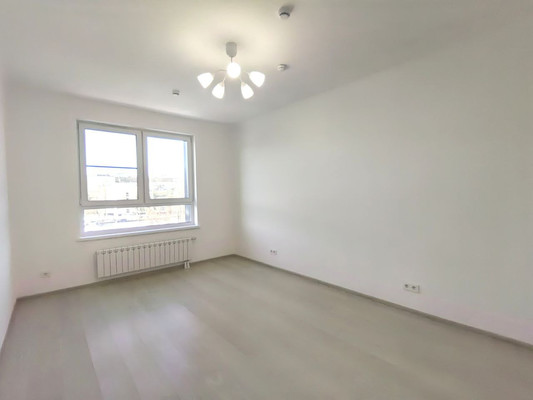 Продам трехкомнатную (3-комн.) квартиру, Надымский проезд, 15, Городище д