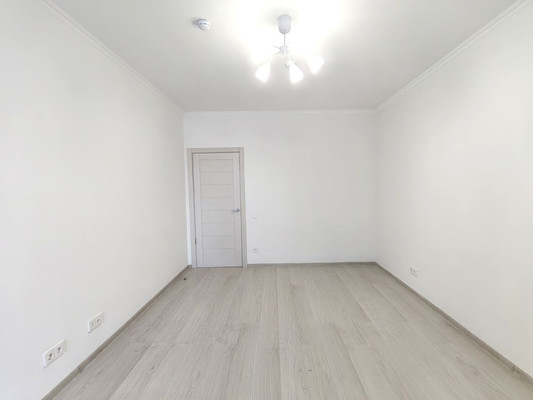 Продам трехкомнатную (3-комн.) квартиру, Надымский проезд, 15, Городище д