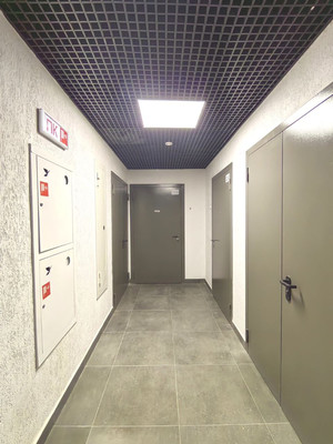 Продам трехкомнатную (3-комн.) квартиру, Надымский проезд, 15, Городище д