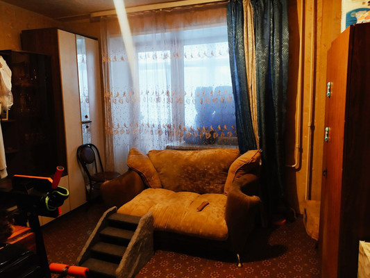 Продам двухкомнатную (2-комн.) квартиру, Деповская ул, 208кб, Ишим г