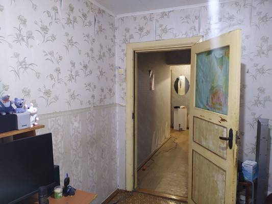 Продам двухкомнатную (2-комн.) квартиру, Деповская ул, 208кб, Ишим г