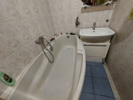 Продам однокомнатную (1-комн.) квартиру, Десантная ул, 10, Раменское г