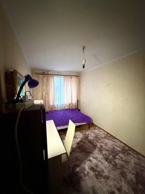 Продам трехкомнатную (3-комн.) квартиру, Крупской ул, 4, Симферополь г