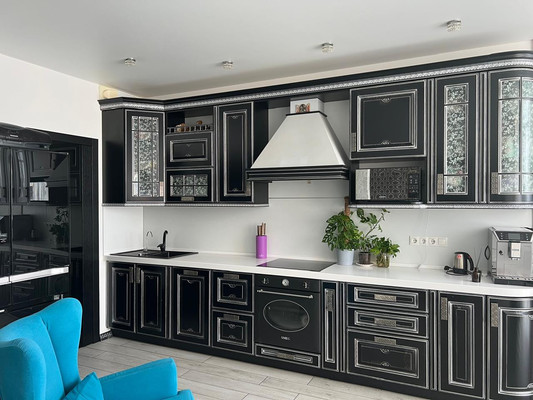 Продам трехкомнатную (3-комн.) квартиру, Пионерская ул, 23А, Новороссийск г