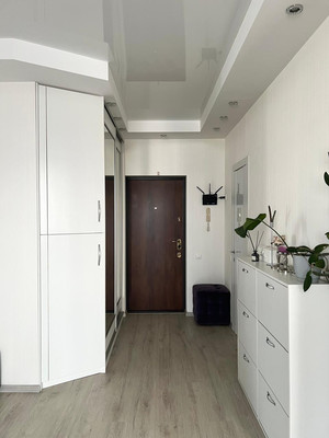 Продам трехкомнатную (3-комн.) квартиру, Пионерская ул, 23А, Новороссийск г