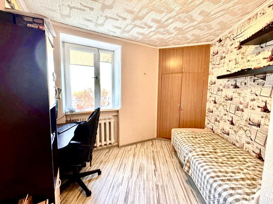 Продам многокомнатную квартиру, Обская ул, 3, Симферополь г