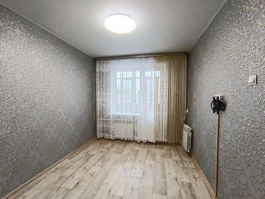 Продам трехкомнатную (3-комн.) квартиру, Кудряшова ул, 106, Иваново г