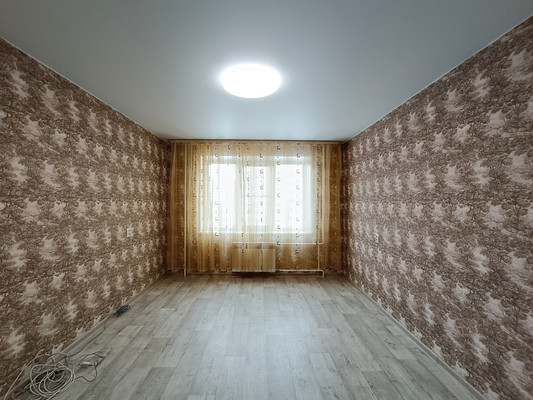 Продам трехкомнатную (3-комн.) квартиру, Кудряшова ул, 106, Иваново г