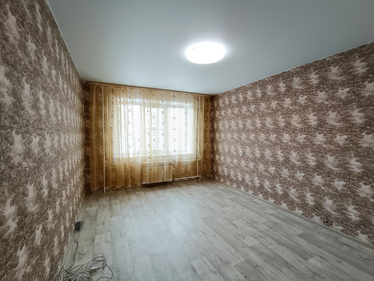 Продам трехкомнатную (3-комн.) квартиру, Кудряшова ул, 106, Иваново г