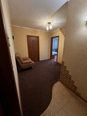 Продам двухкомнатную (2-комн.) квартиру, Донецкая ул, 10к1, Москва г