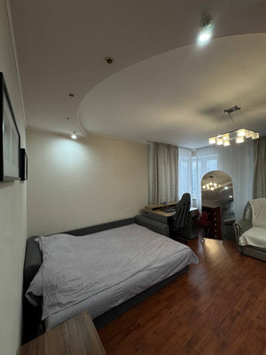 Продам двухкомнатную (2-комн.) квартиру, Донецкая ул, 10к1, Москва г