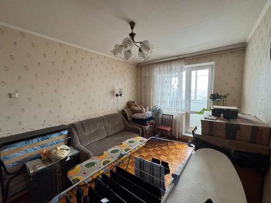 Продам трехкомнатную (3-комн.) квартиру, 3-е почтовое отделение ул, 7, Люберцы г