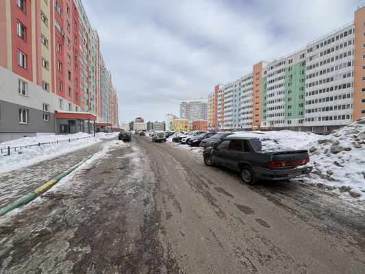 Продам двухкомнатную (2-комн.) квартиру, Кораблестроителей пр-кт, 70, Нижний Новгород г