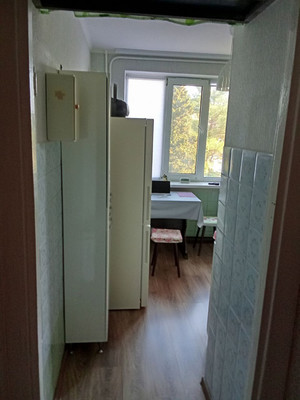 Продам двухкомнатную (2-комн.) квартиру, Победы ул, 8, Партенит пгт