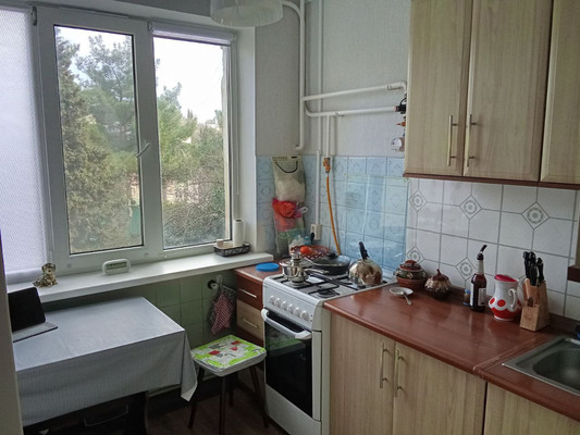 Продам двухкомнатную (2-комн.) квартиру, Победы ул, 8, Партенит пгт