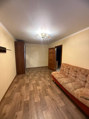 Продам однокомнатную (1-комн.) квартиру, Советская ул, 27, Поляны с