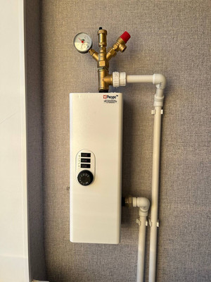 Продам двухкомнатную (2-комн.) квартиру, Пушкина ул, 8, Чапаевка с