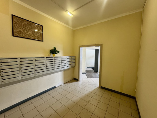 Продам однокомнатную (1-комн.) квартиру, Бородинский б-р, 17к161, Подольск г