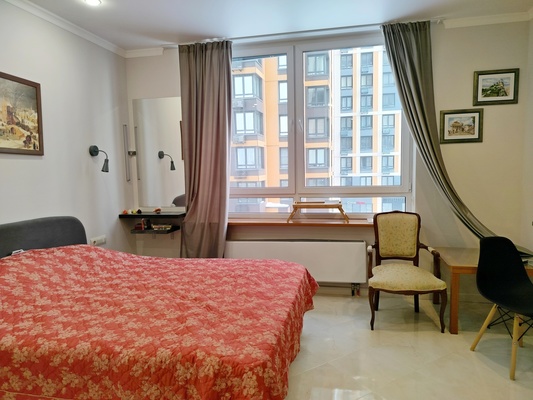 Продам однокомнатную (1-комн.) квартиру, Эйнштейна б-р, 5, Новоивановское рп