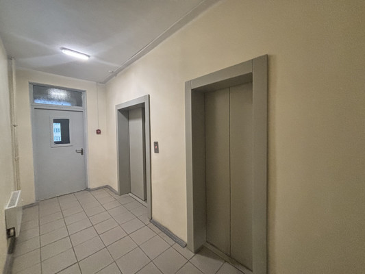 Продам двухкомнатную (2-комн.) квартиру, Крымская ул, 12, Раменское г