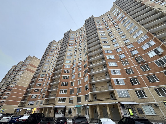 Продам двухкомнатную (2-комн.) квартиру, Крымская ул, 12, Раменское г