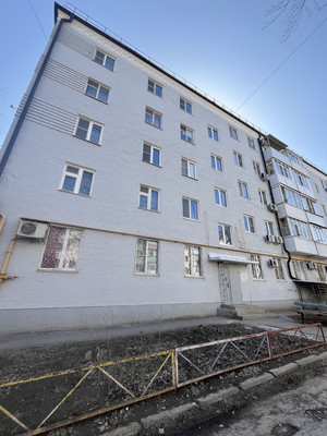 Продам двухкомнатную (2-комн.) квартиру, Ленина ул, 57, Волгодонск г