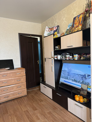 Продам комнату в 2-комн. квартире, Лётчика Пилютова ул, 23, Санкт-Петербург г