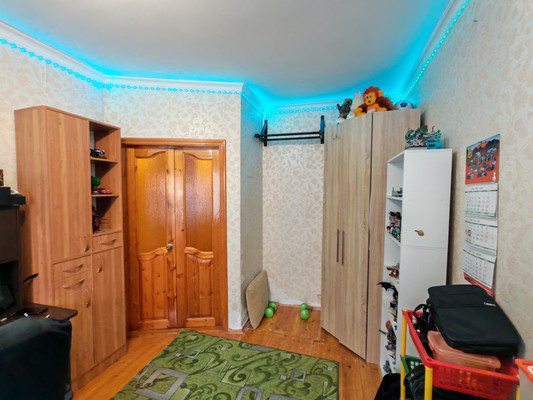 Продам двухкомнатную (2-комн.) квартиру, 6-й пер, 205, Майкоп г