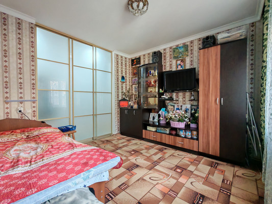 Продам двухкомнатную (2-комн.) квартиру, 6-й пер, 205, Майкоп г