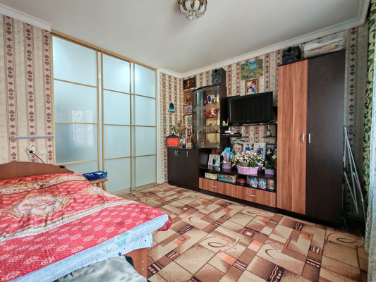 Продам двухкомнатную (2-комн.) квартиру, 6-й пер, 205, Майкоп г