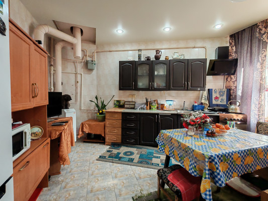 Продам двухкомнатную (2-комн.) квартиру, 6-й пер, 205, Майкоп г