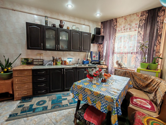 Продам двухкомнатную (2-комн.) квартиру, 6-й пер, 205, Майкоп г