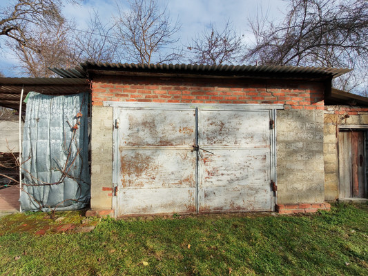 Продам двухкомнатную (2-комн.) квартиру, 6-й пер, 205, Майкоп г