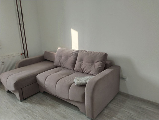 Продам однокомнатную (1-комн.) квартиру, Воронцовский б-р, 21к3, Мурино п