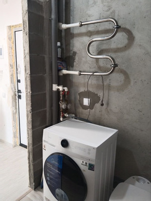 Продам однокомнатную (1-комн.) квартиру, Воронцовский б-р, 21к3, Мурино п