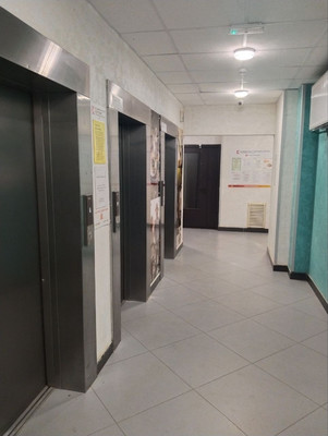 Продам однокомнатную (1-комн.) квартиру, Воронцовский б-р, 21к3, Мурино п