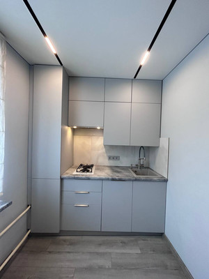 Продам трехкомнатную (3-комн.) квартиру, Веерная ул, 3к5, Москва г