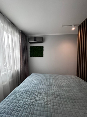 Продам трехкомнатную (3-комн.) квартиру, Веерная ул, 3к5, Москва г