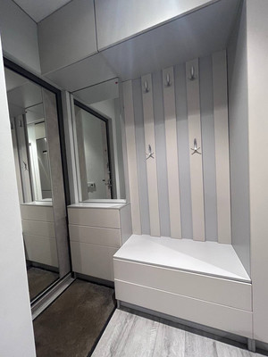 Продам трехкомнатную (3-комн.) квартиру, Веерная ул, 3к5, Москва г