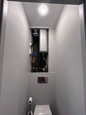 Продам трехкомнатную (3-комн.) квартиру, Веерная ул, 3к5, Москва г