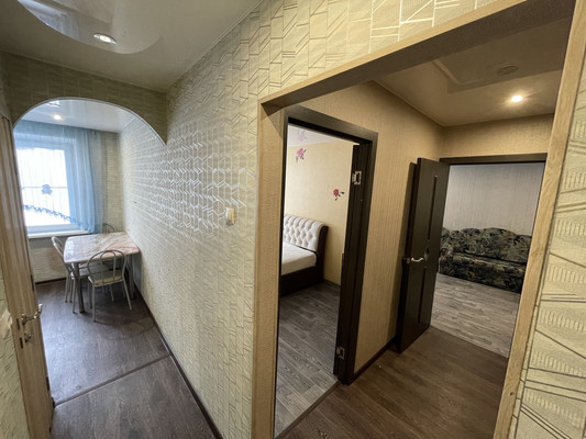 Продам двухкомнатную (2-комн.) квартиру, Старостина ул, 30, Мурманск г